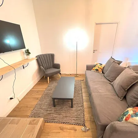 Renovated 8 Pers *